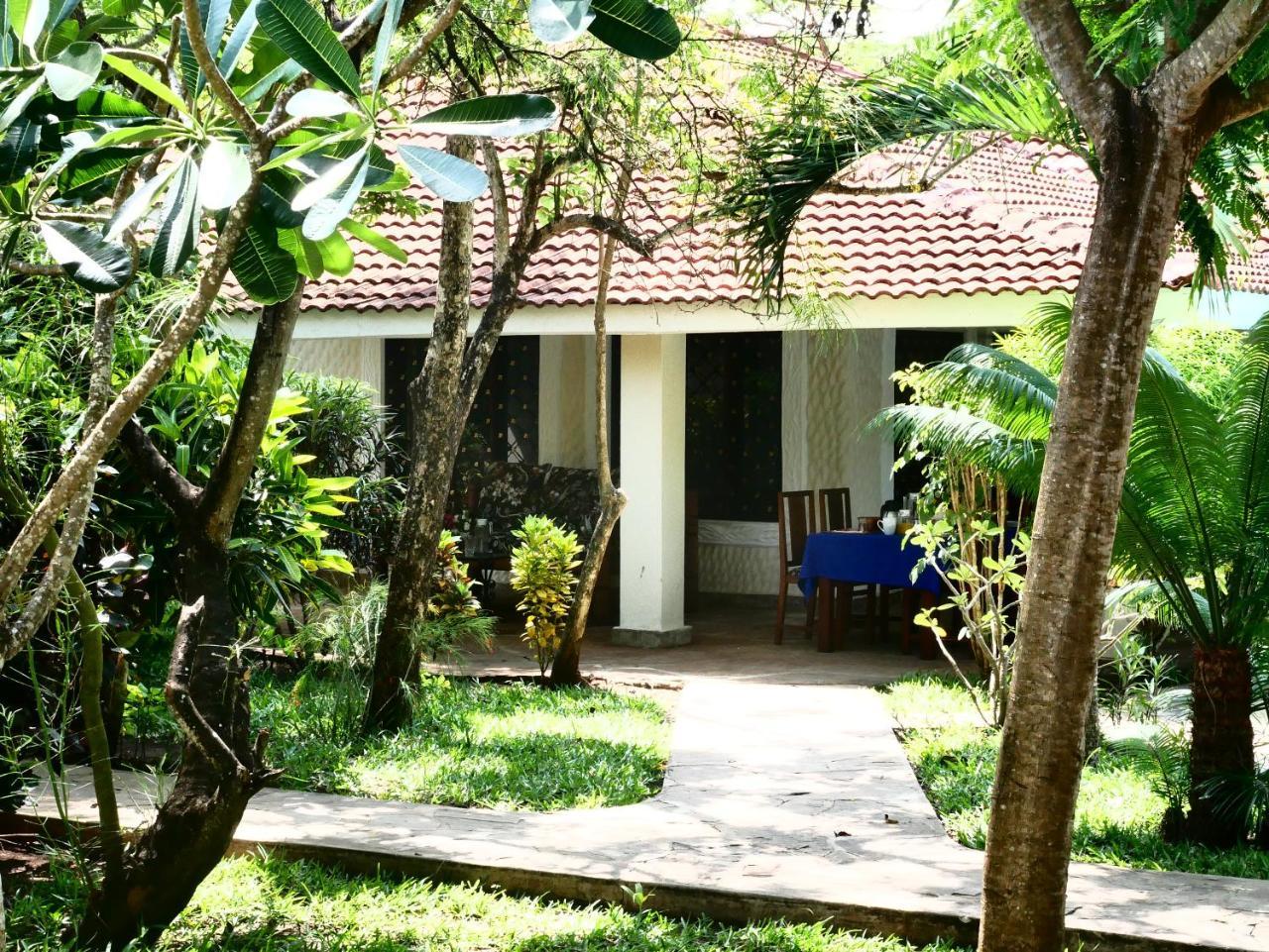 Diani Cottages Diani Beach Luaran gambar